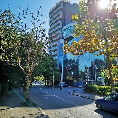 Apartament Rooftop With Large Harbor View Terrace Konstanca