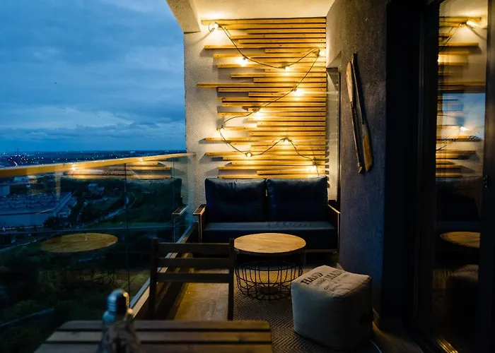 Rooftop With Large Harbor View Terrace *