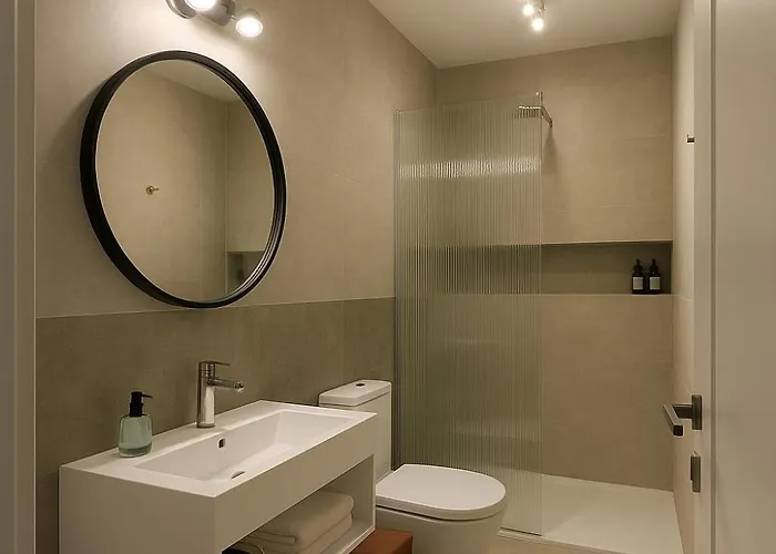 Rooftop With Large Harbor View Terrace Apartment Constanţa